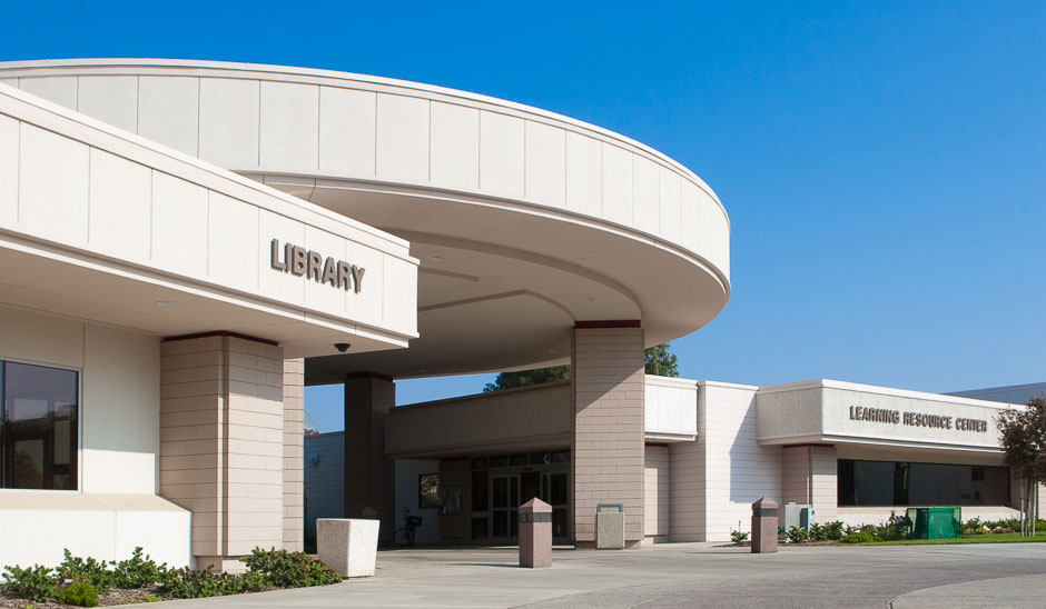Porterville College Library / Learning Resource Center